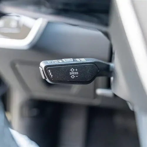 900x675_0_q87_c42_autohomecar__ChxpWGkn_TSASnYAAADrgSNpYeU095.jpg.webp Used Audi A6L 2024 45 TFSI Premium Dynamic Model