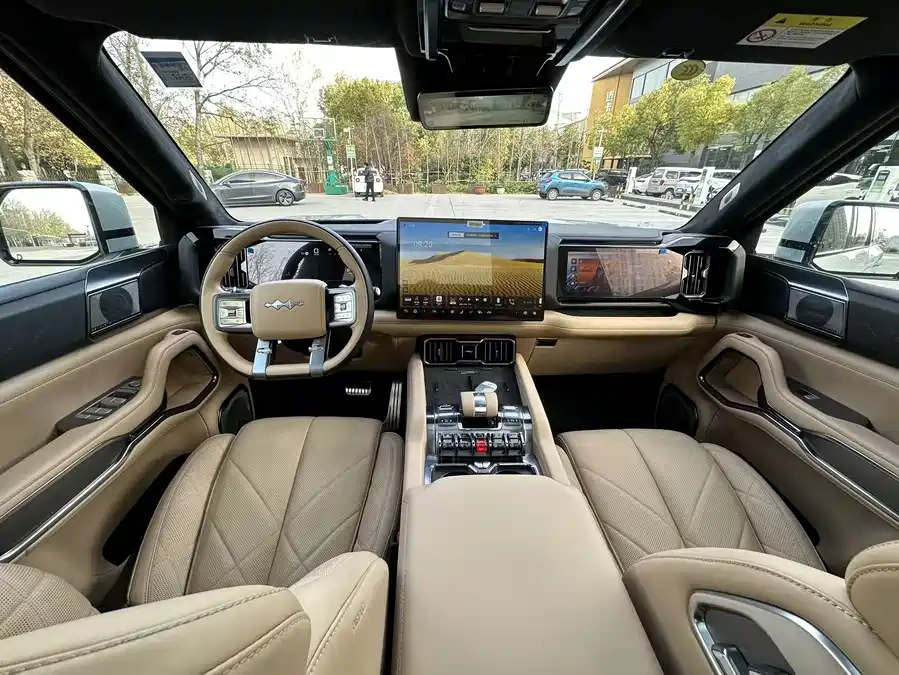 900x675_0_q87_c42_autohomecar__ChxpWGknq0CAIUlDAAXZYYM8KRg516.jpg.webp Used BYD Leopard 8 2025 Zhiyong Deluxe Edition 7 seats