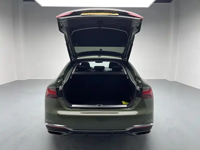 900x675_0_q87_c42_autohomecar__ChxpWGknscqATvO2AAESGt70qHM009.jpg.webp Used Audi A5 (Imported) 2024 Sportback 40 TFSI Fashionable and Dynamic