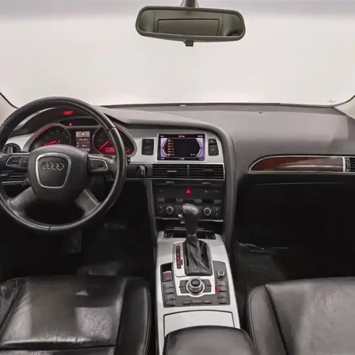 900x675_0_q87_c42_autohomecar__ChxpWGkoFW6AZKvLAAF7Ks7CSG0440.jpg.webp Used Audi A6L 2011 2.0 TFSI automatic standard