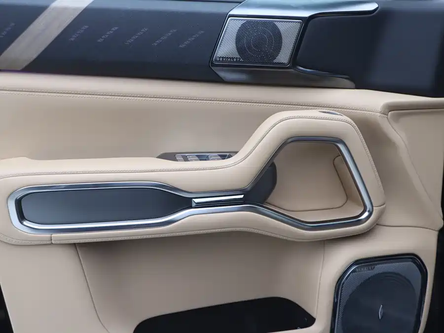 900x675_0_q87_c42_autohomecar__ChxpWGkpFWeACW5QAAZsWW6Gtj0293.jpg.webp Used BYD Leopard 8 2025 Zhiyong flagship version 7 seats