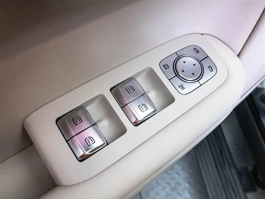 Used Li Auto L8 2024 Pro