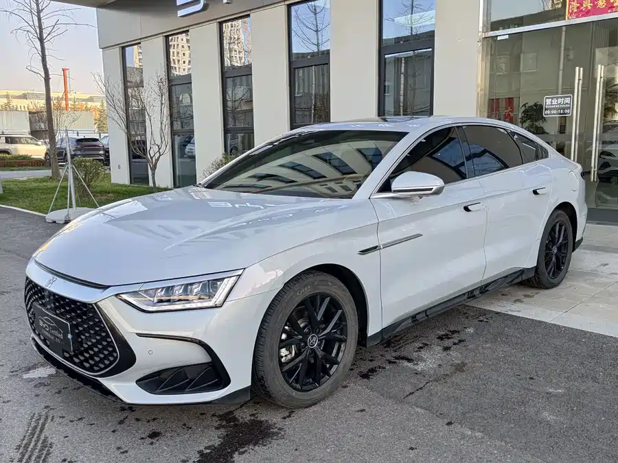 900x675_0_q87_c42_autohomecar__ChxpWGkqtdWAPTTdAAeZAhen_TE687.jpg.webp Used BYD Han 2024 DM-i Honor Edition 121KM Premium Type