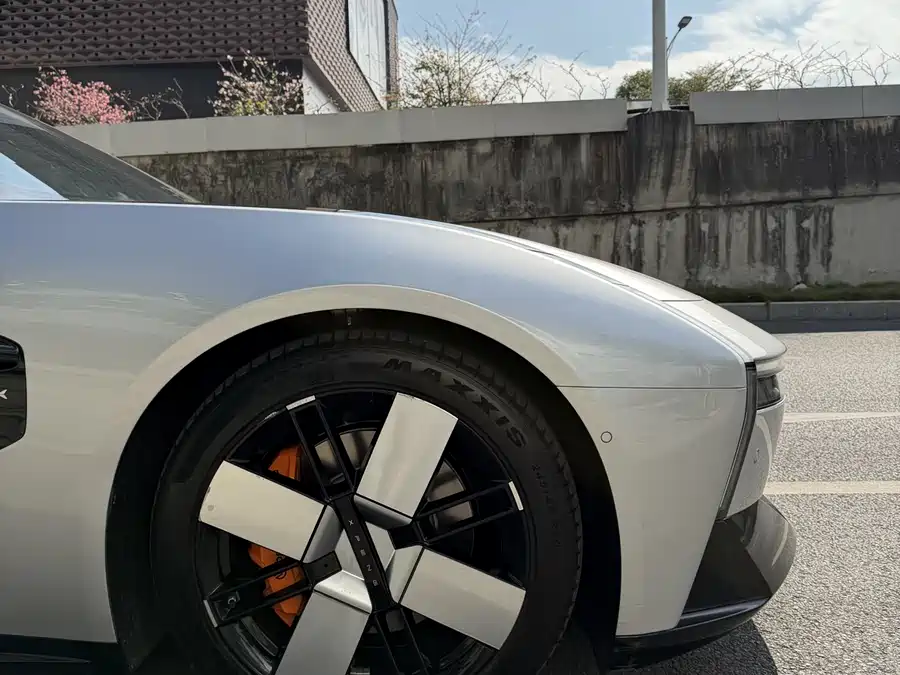 900x675_0_q87_c42_autohomecar__ChxpWGktXJuADeZdAAmxBuac2xg829.jpg.webp Used Xpeng P7 2025 702 Long Battery Life Ultra
