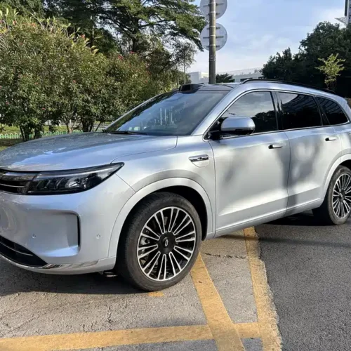 900x675_0_q87_c42_autohomecar__ChxpWGktkx6AQyqNAA1V8BM-Tus245.jpg.webp Used HUAWEI AITO M7 2024 1.5T Intelligent Driving Four-wheel Drive Ultra Version 6 Seats