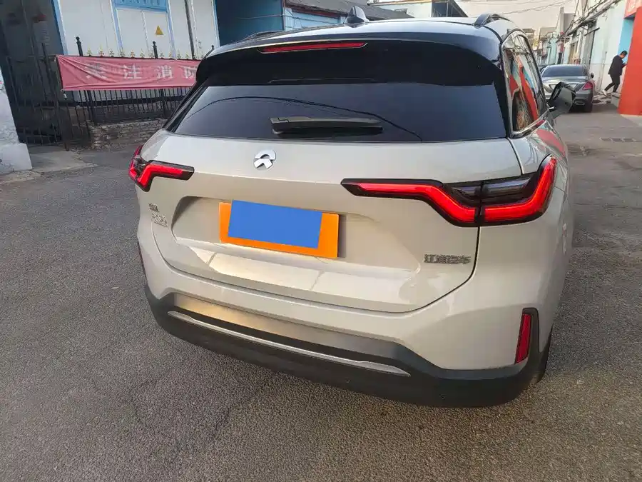 900x675_0_q87_c42_autohomecar__ChxpWGkuokiAantLAAKFvdL1VLY786.jpg.webp Used NIO ES6 2019 430KM First Commemorative Edition