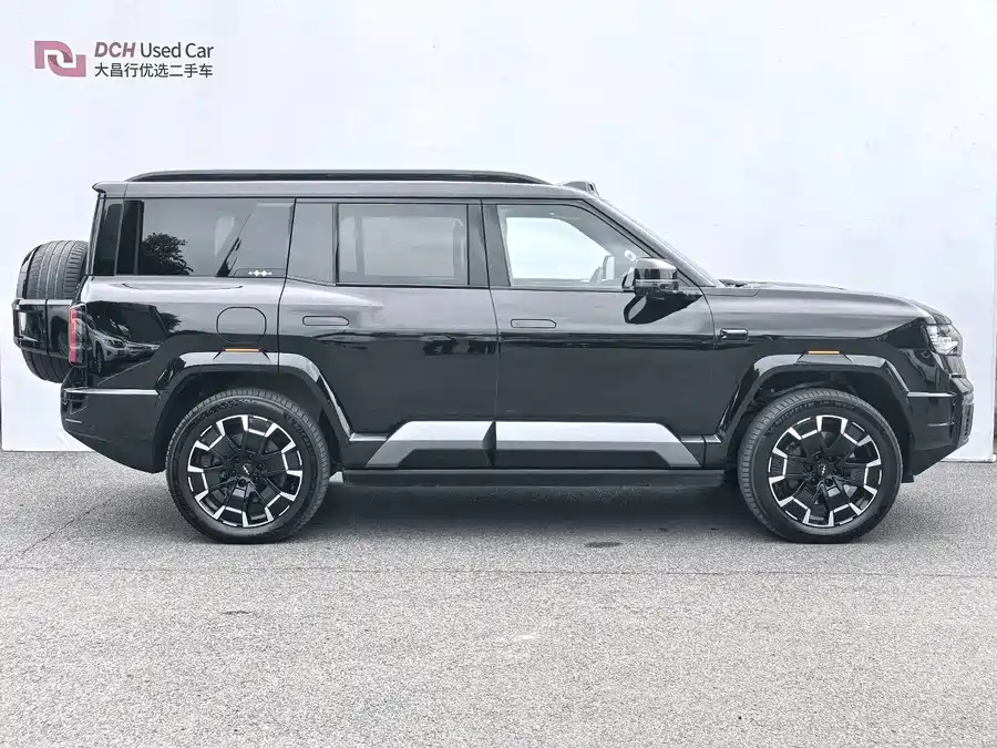 900x675_0_q87_c42_autohomecar__ChxpWGkv2j2AE398AAS2s56GiKQ689.jpg.webp Used BYD Leopard 8 2025 Zhiyong flagship version 7 seats