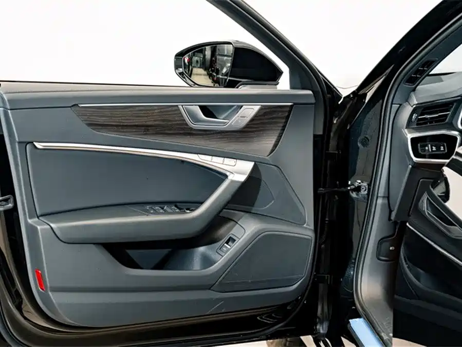 900x675_0_q87_c42_autohomecar__ChxpWGkv9w6AZ3POAAGvRgTwOAo478.jpg.webp Used Audi A6L 2024 45 TFSI quattro premium dynamic model