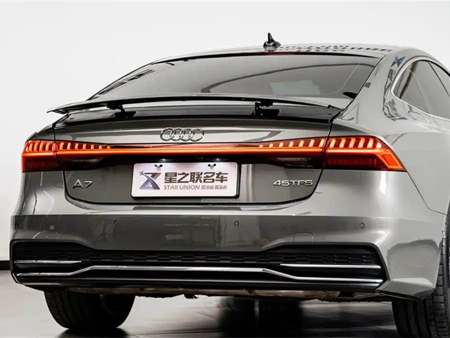 900x675_0_q87_c42_autohomecar__ChxpWGkxHOiAMGtZAAF6_T9-ZaY727.jpg.webp Used Audi A7 2023 45 TFSI Premium Selection