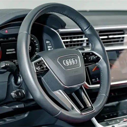 900x675_0_q87_c42_autohomecar__ChxpWGkxHOiAPStBAAG5l-pznqk984.jpg.webp Used Audi A7 2023 45 TFSI Premium Selection