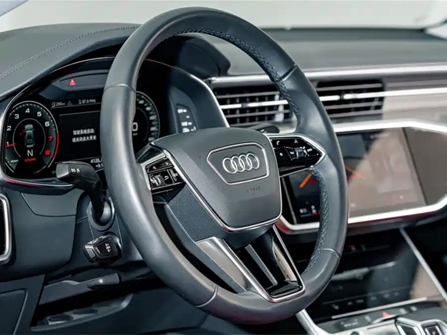 900x675_0_q87_c42_autohomecar__ChxpWGkxHOiAPStBAAG5l-pznqk984.jpg.webp Used Audi A7 2023 45 TFSI Premium Selection