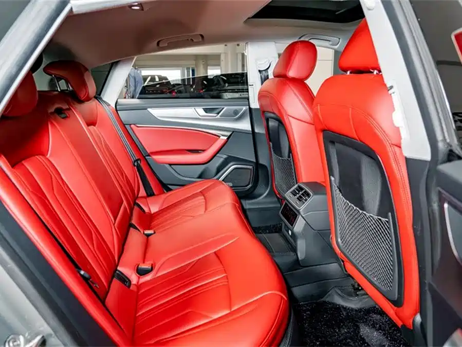 900x675_0_q87_c42_autohomecar__ChxpWGkxHOmAXYKFAAH4tnKzD-k180.jpg.webp Used Audi A7 2023 45 TFSI Premium Selection