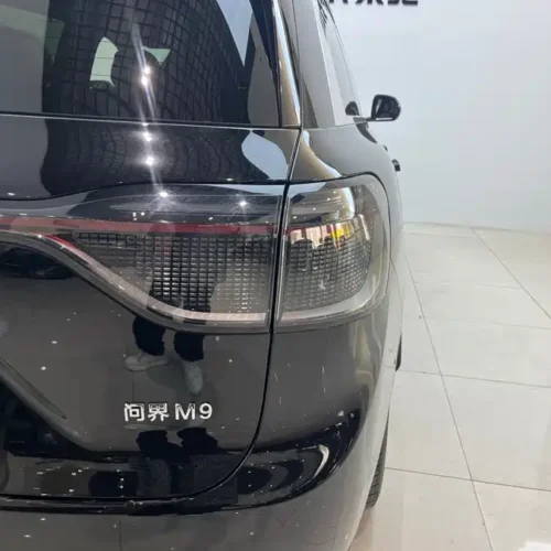 900x675_0_q87_c42_autohomecar__ChxpWGkxK5qAAz5BAAd0hMZw35c462.jpg.webp Used AITO M9 2024 extended range Max version 42kWh 6-seater version