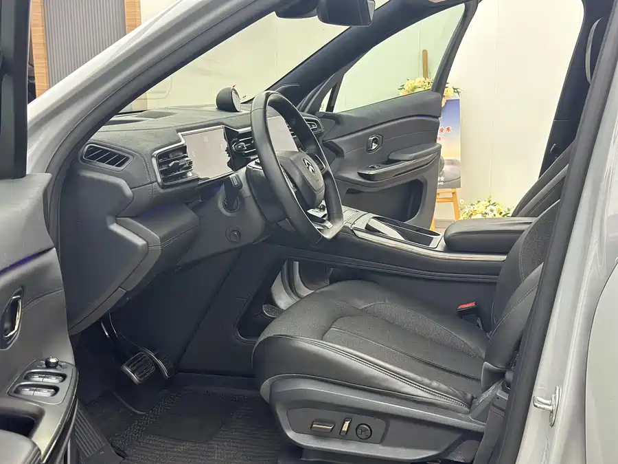 900x675_0_q87_c42_autohomecar__ChxpWGkxPbaAM5viAAh4jdZ7740681.jpg.webp Used NIO EC6 2020 615KM Performance Edition