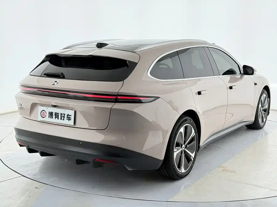 Used NIO ET5T 2023 model 100kWh Touring