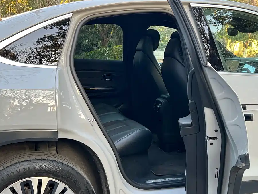 900x675_0_q87_c42_autohomecar__ChxpWGlBdO2AH97ZAAnY37QOU2s415.jpg.webp Used NIO EC6 2022 100kWh sports version