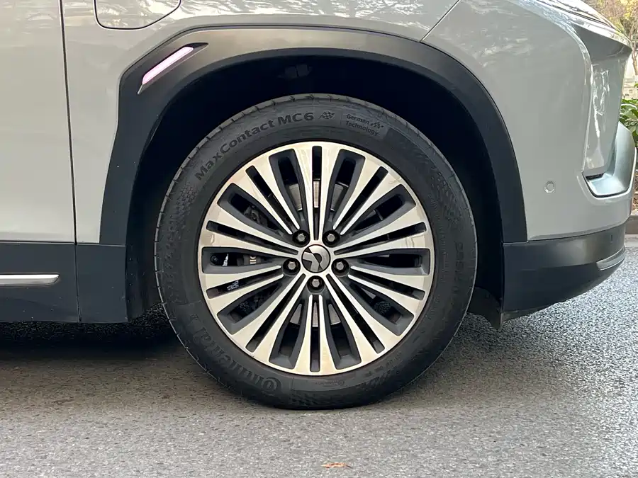 900x675_0_q87_c42_autohomecar__ChxpWGlBdOuAB0n3AAoJdAe2YMM907.jpg.webp Used NIO EC6 2022 100kWh sports version