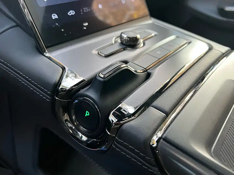 900x675_0_q87_c42_autohomecar__ChxpWGlBdPKAYFitAAkSuqvbQhA400.jpg.webp Used NIO EC6 2022 100kWh sports version