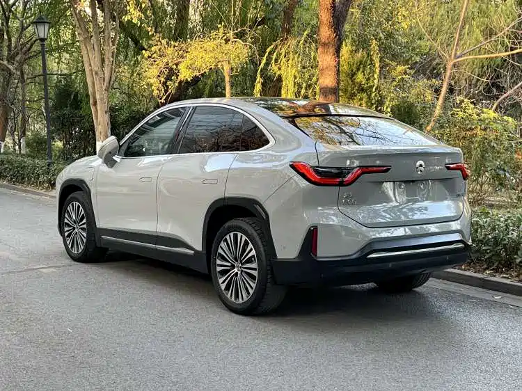 900x675_0_q87_c42_autohomecar__ChxpWGlBdU6AUzU8AAL858pUGJY871.jpg.webp Used NIO EC6 2022 100kWh sports version