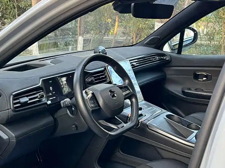 900x675_0_q87_c42_autohomecar__ChxpWGlBdVCAM-WOAAII8bq0GXQ622.jpg.webp Used NIO EC6 2022 100kWh sports version