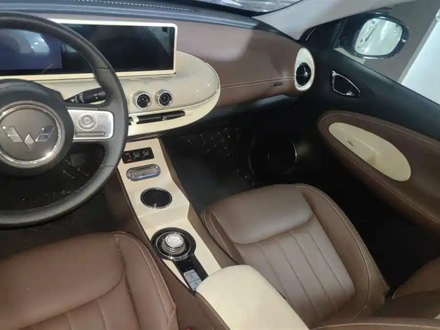 Used Wuling Bingo 2024 model 333km Lingxi Internet model