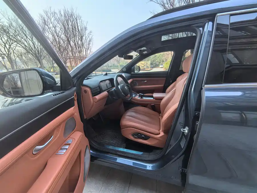 900x675_0_q87_c42_autohomecar__ChxpWGlCHcyAGkajAAamBplCgeg668.jpg.webp Used HUAWEI AITO M7 2024 1.5T Intelligent Driving Rear Drive Ultra Edition 5 Seats