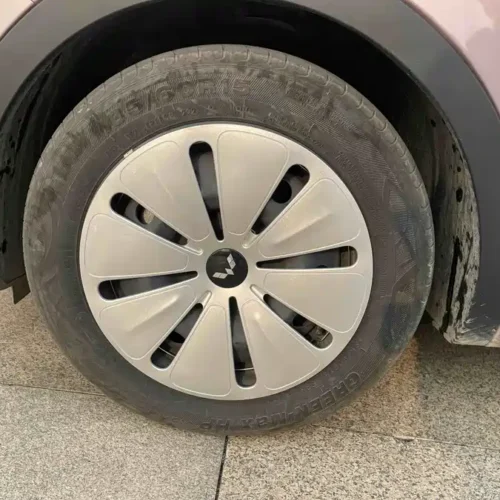 900x675_0_q87_c42_autohomecar__ChxpWGlCksOAfCqDAAeq5kBdjj4305.jpg.webp Used Wuling Bingo 2023 model 203km comfortable model