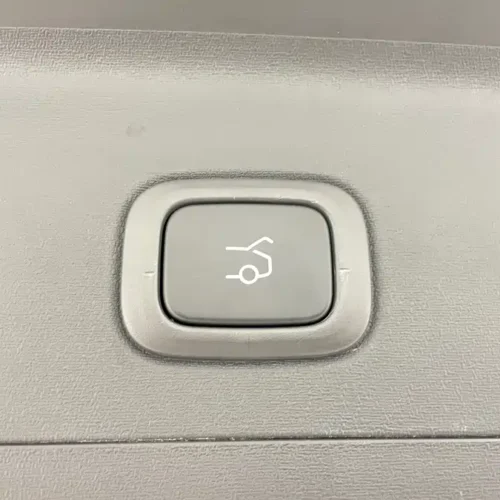 900x675_0_q87_c42_autohomecar__ChxpWGlD1F-AXfnJAAn_fyIotls299.jpg.webp Used NIO ES8 2023 model 100kWh