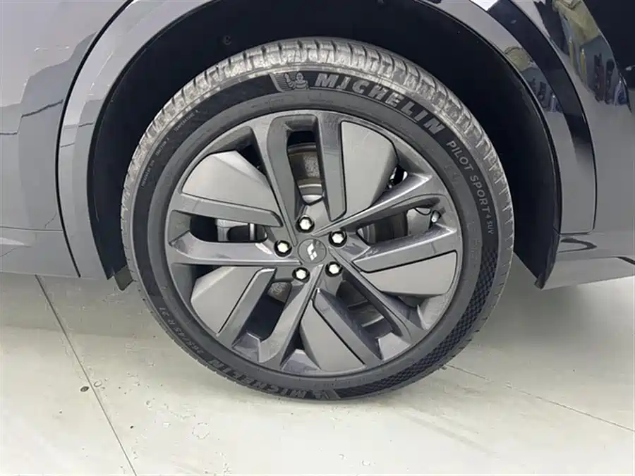 Used Li Auto L8 2024 Ultra