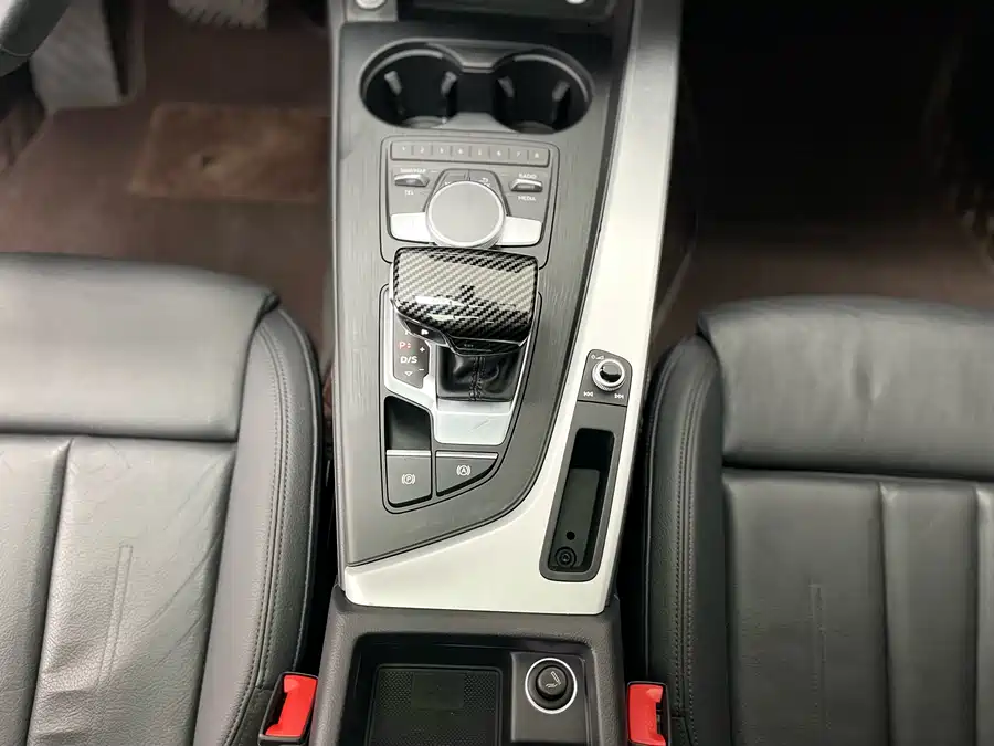 900x675_0_q87_c42_autohomecar__ChxpWGlDXmaAHL9wAAcxmwWYmts417.jpg.webp Used Audi A5 (imported) 2019 Sportback 45 TFSI quattro sporty