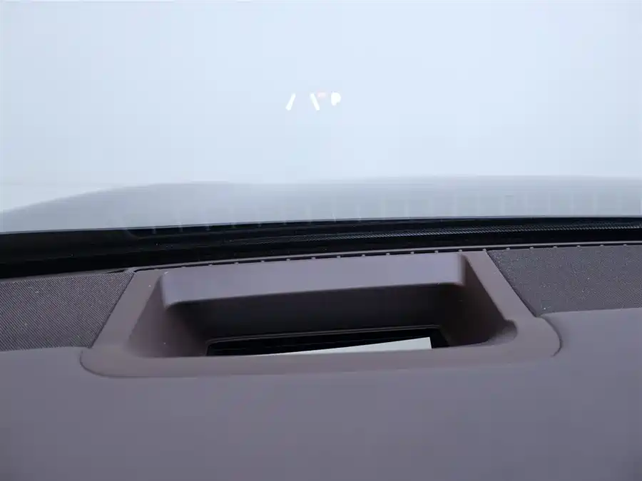 900x675_0_q87_c42_autohomecar__ChxpWGlDYN-AGnqBAAC2D1BCjPg226.jpg.webp Used HUAWEI AITO M7 2024 1.5T Smart Driving Rear Drive Pro Version 5 Seats