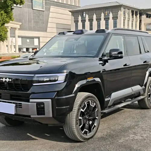 900x675_0_q87_c42_autohomecar__ChxpWGlDZa-APB84AAp2-_sKQuE624.jpg.webp Used BYD Leopard 8 2025 Zhiyong flagship version 7 seats