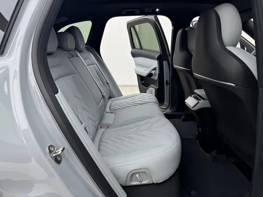 900x675_0_q87_c42_autohomecar__ChxpWGlDj9SAJCY8AAYP4b4wVRc892.jpg.webp Used NIO ES6 2025 model 100kWh