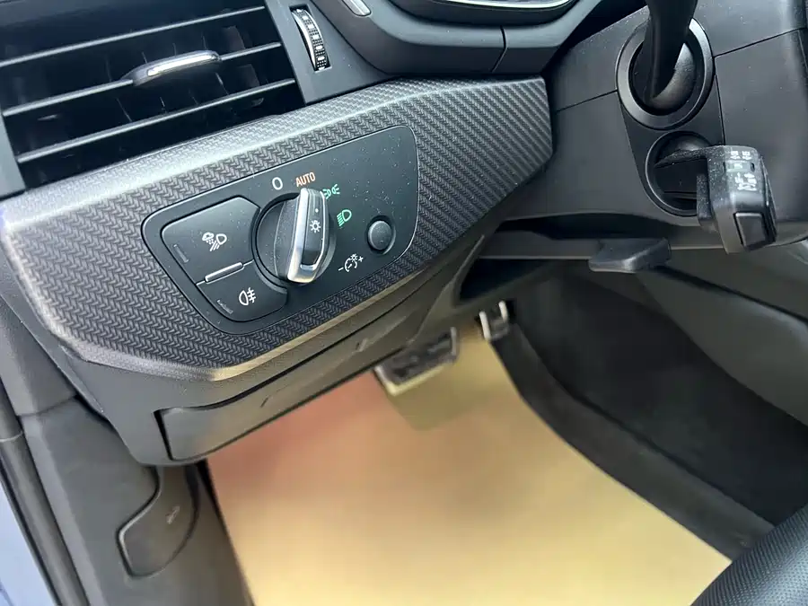 Used Audi A4L 2022 40 TFSI quattro RS kit combustion speed type