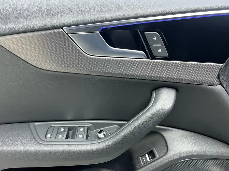 Used Audi A4L 2022 40 TFSI quattro RS kit combustion speed type