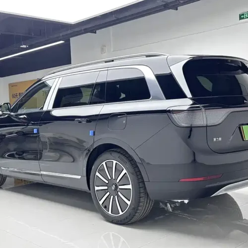 900x675_0_q87_c42_autohomecar__ChxpWGlDmSmALWRpAAUgn9IdgLw158.jpg.webp Used AITO M9 2024 extended range Ultra version 42kWh 6-seater version