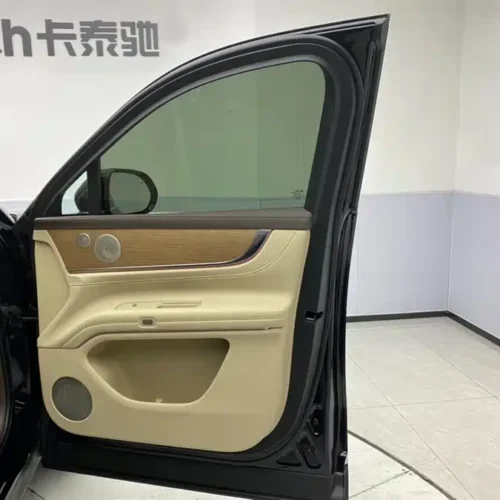 900x675_0_q87_c42_autohomecar__ChxpWGlDuA6AfEYmAAFXIS7TSJQ878.jpg.webp Used AITO M9 2024 extended range Ultra version 52kWh 6-seater version