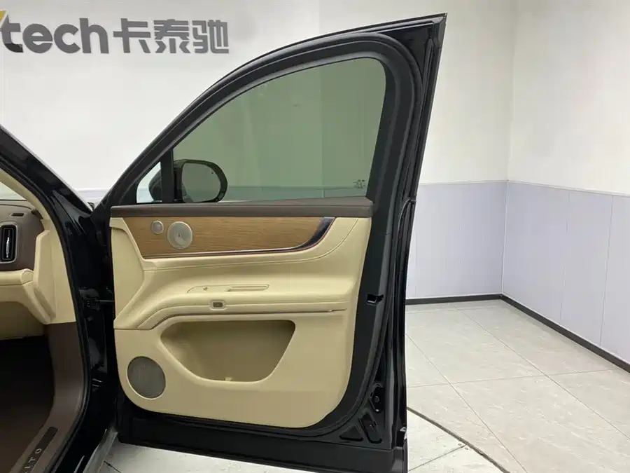900x675_0_q87_c42_autohomecar__ChxpWGlDuA6AfEYmAAFXIS7TSJQ878.jpg.webp Used AITO M9 2024 extended range Ultra version 52kWh 6-seater version