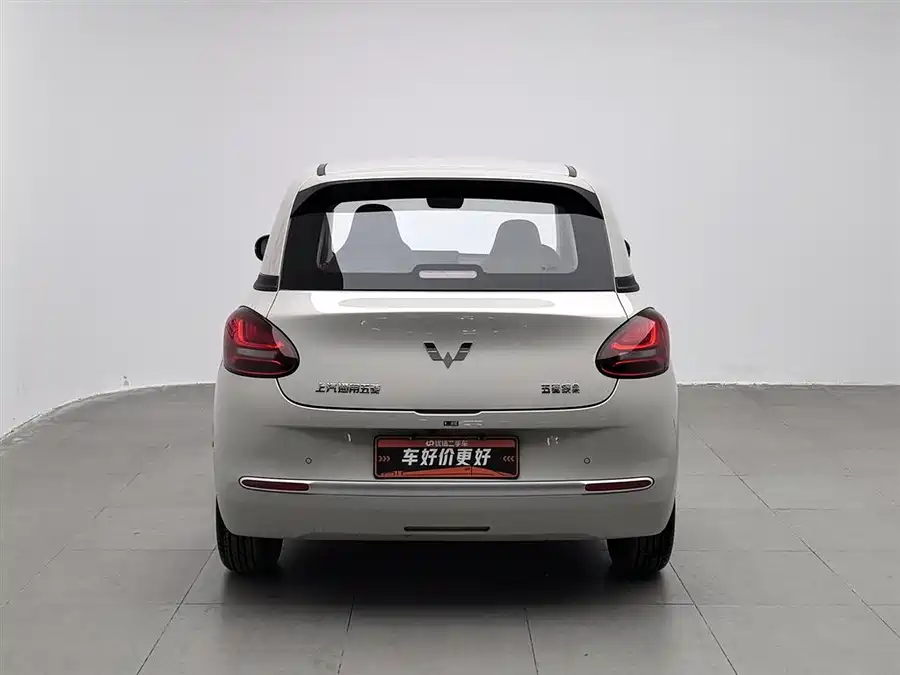 900x675_0_q87_c42_autohomecar__ChxpWGlE82WAADh5AAEuyFcL4-8431.jpg.webp Used Wuling Bingo 2023 model 203km light model