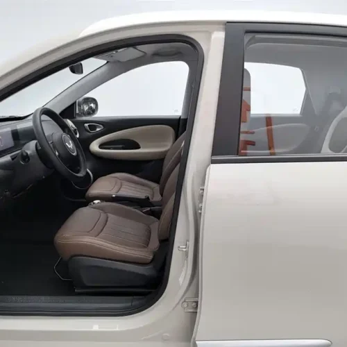 900x675_0_q87_c42_autohomecar__ChxpWGlE82eAaBSpAAFUQQlpszw749.jpg.webp Used Wuling Bingo 2023 model 203km light model