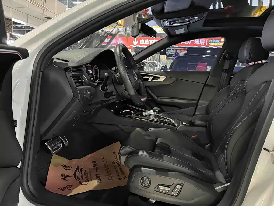 Used Audi A4L 2024 40 TFSI luxury and dynamic model