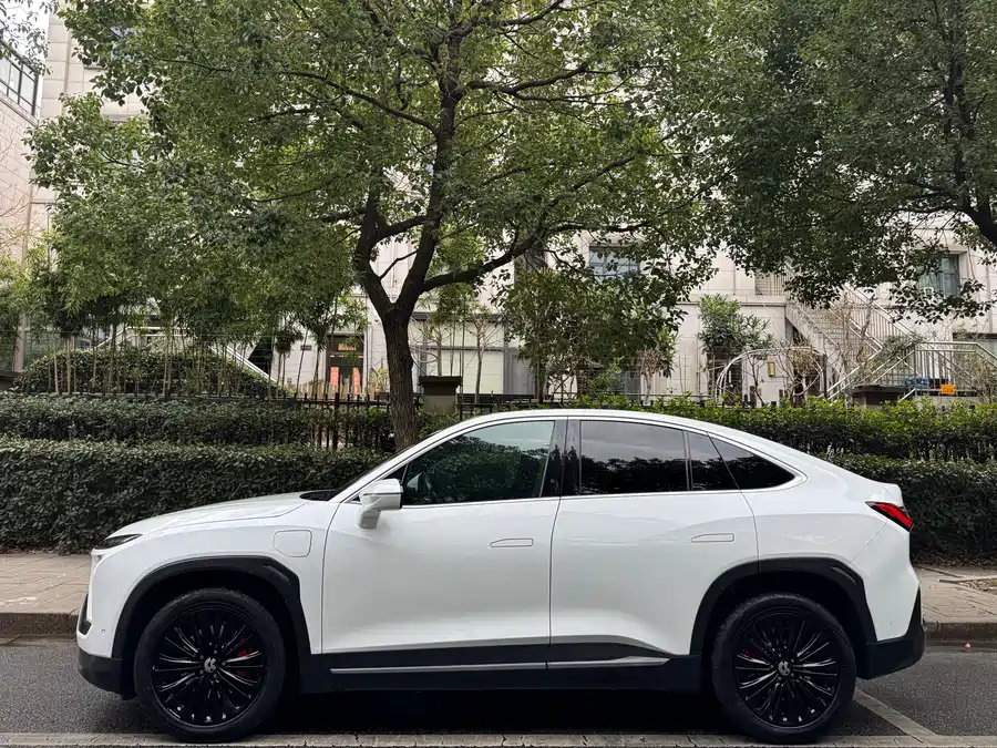 900x675_0_q87_c42_autohomecar__ChxpWGlFDByAU6S8ABEeSoyHKwo208.jpg.webp Used NIO EC6 2020 430KM Sports Edition