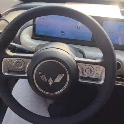 Used Wuling Bingo 2023 model 333km Yuexiang model