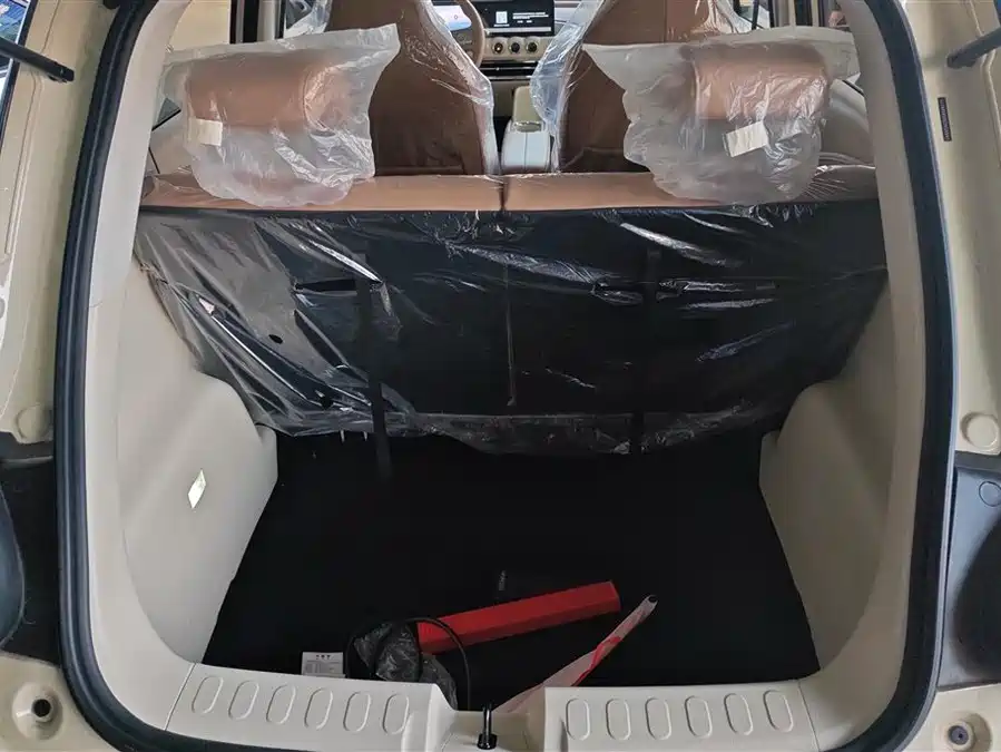 900x675_0_q87_c42_autohomecar__ChxpWGlFQvyAXrSWAAGqyebJHtg519.jpg.webp Used Wuling Bingo 2025 model 333km Lingxi Internet model