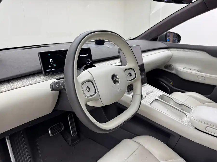 900x675_0_q87_c42_autohomecar__ChxpWGlGC_uAEPORAAXfZykkSbY787.jpg.webp Used NIO ET7 2022 model 100kWh first edition