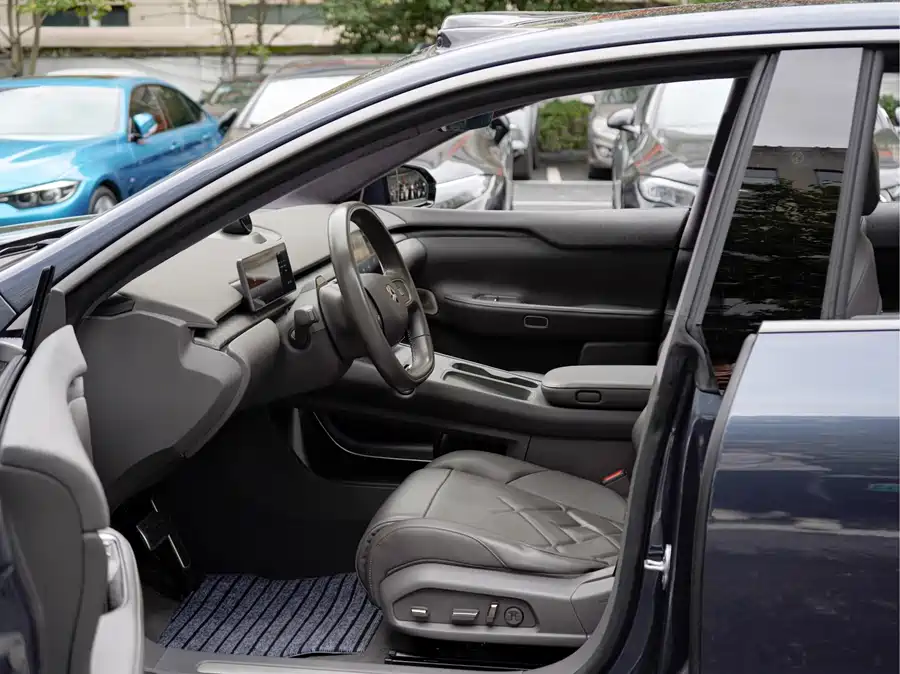 900x675_0_q87_c42_autohomecar__ChxpWGlGDxyAISTfAAdZ-CzGPlI298.jpg.webp Used NIO ET7 2022 model 100kWh first edition