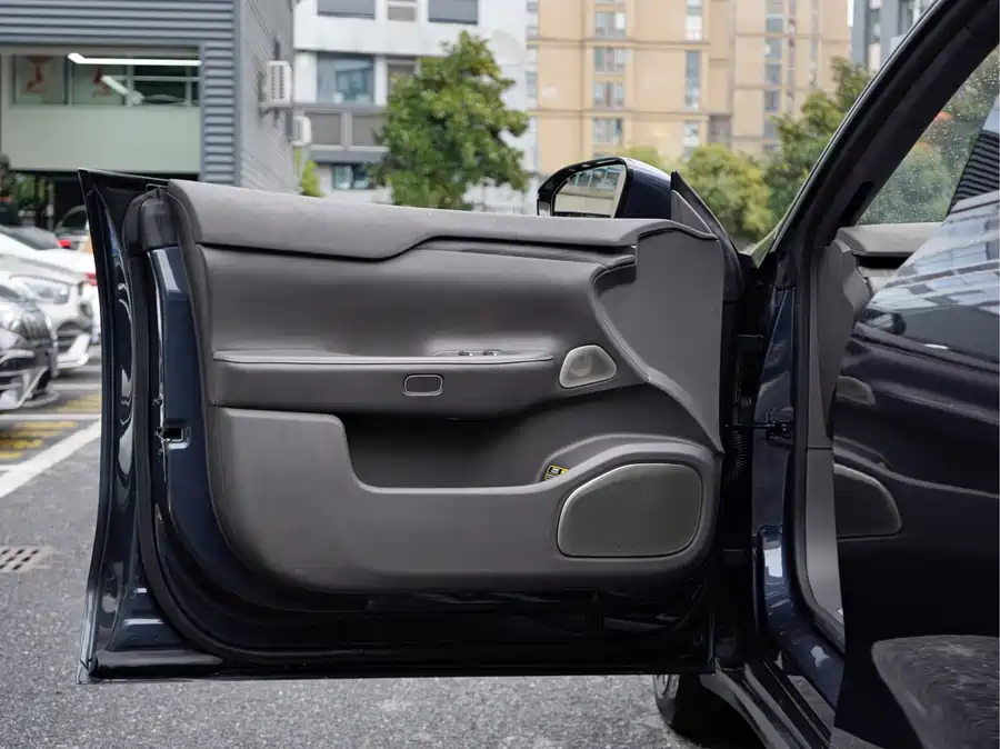 900x675_0_q87_c42_autohomecar__ChxpWGlGDyGANx7dAAbP-yBE4aE094.jpg.webp Used NIO ET7 2022 model 100kWh first edition