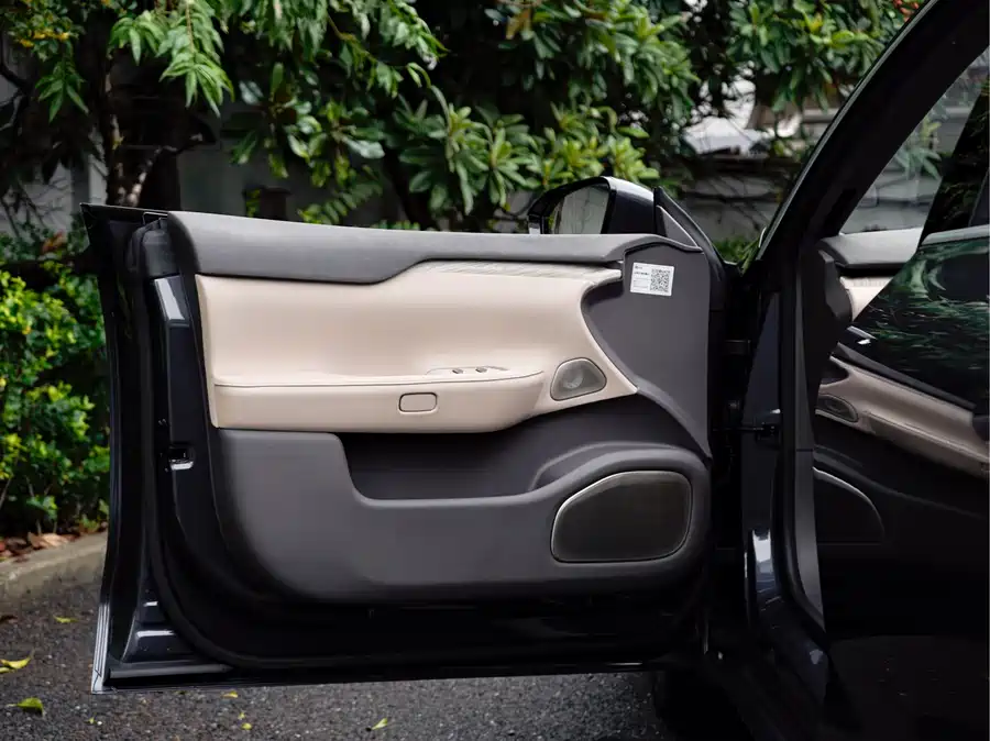 900x675_0_q87_c42_autohomecar__ChxpWGlGEtWAd7LbAAcYeOPRrGE249.jpg.webp Used NIO ET7 2024 75kWh Executive Edition