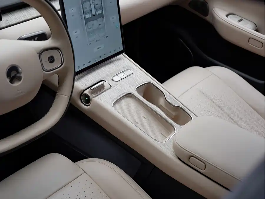 900x675_0_q87_c42_autohomecar__ChxpWGlGEtaAMur7AAWtOQlkxkw932.jpg.webp Used NIO ET7 2024 75kWh Executive Edition