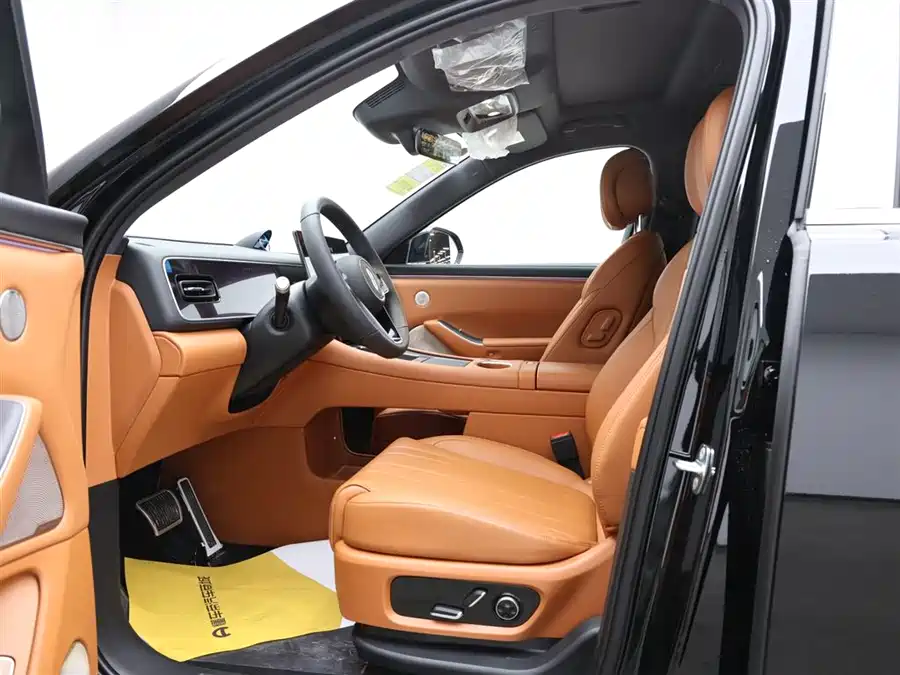 900x675_0_q87_c42_autohomecar__ChxpWGlGUe6ABIrGAAG6SQhkdkw818.jpg.webp Used HUAWEI AITO M7 2026 extended range Max four-wheel drive version 6 seats